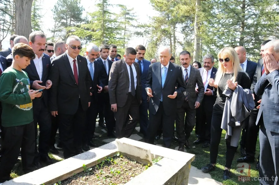 Devlet Bahçeli, Ertuğrul Gazi Türbesi’ni ziyaret etti 23