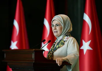 Son dakika: Emine Erdoğan'dan "25 Kasım Kadına Yönelik Şiddete Karşı Uluslararası Mücadele Günü" paylaşımı