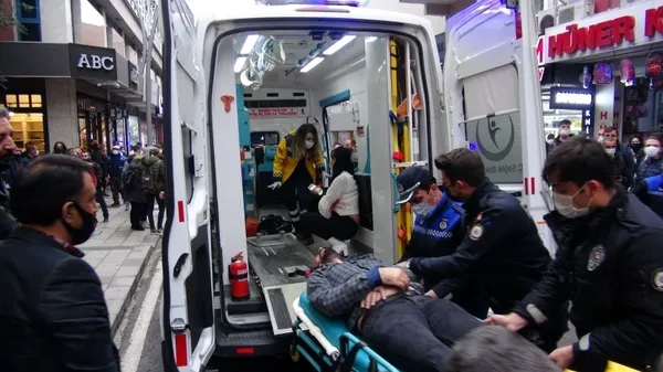 Kocaeli İzmit'te kardeşler arasında çıkan kavgada kan aktı! - 2