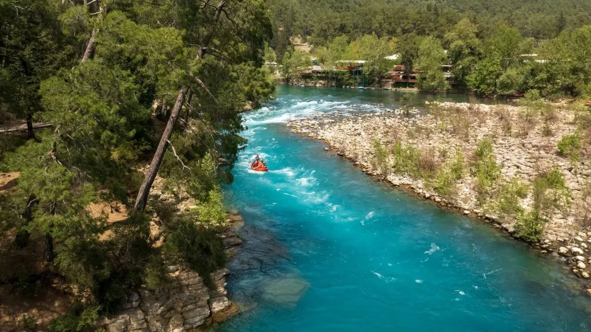 Antalya 104.359 yabancı ziyaretçiyle tüm zamanların rekorunu kırdı