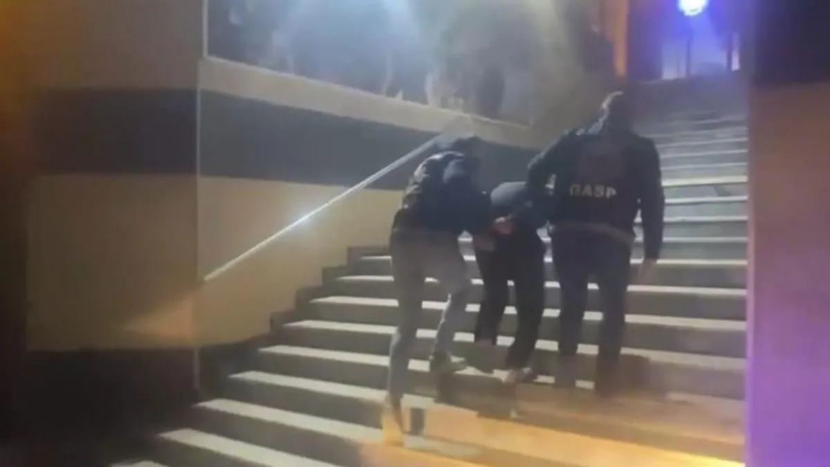 İstanbul'da motosikletli suç örgütlerine operasyon: 7 ilçedeki baskında 10 gözaltı