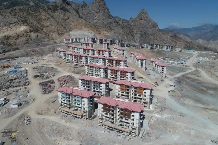 Adım adım yeni Yusufeli: Bir ilçe taşınıyor! Çalışmalar tüm hızıyla devam ediyor