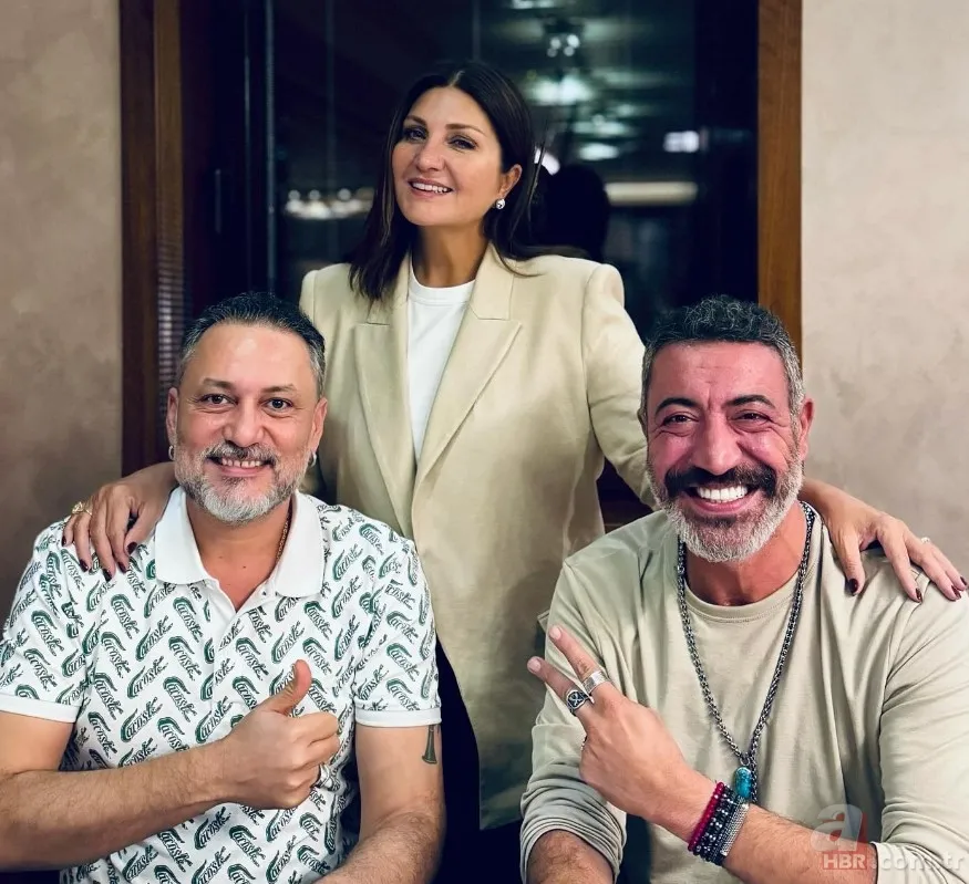 Ferdi Tayfur'un şarkısını okudu! Hüsnü Şenlendirici'nin kızı sesiyle tam not aldı 3