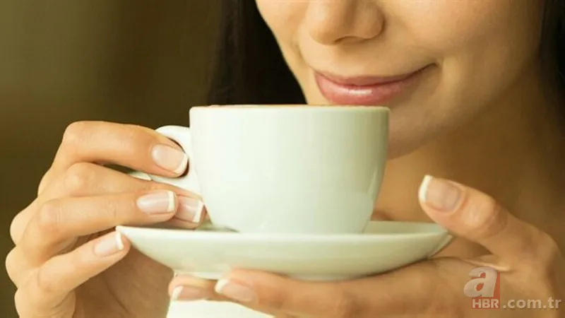 Dostlukları pekiştiren, araya 40 yıl hatır sokan Türk kahvesinin faydaları kadar zararları da var! Kimine şifa kimine zarar… 19