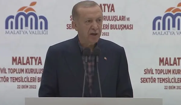 sivil-toplum-kuruluslari-ve-sektor-temsilcileri-bulusmasi-baskan-erdogan-malatyada-konusuyor-1666454674374.jpg Başkan Erdoğan'dan 'tek hane' mesajı: Faiz lobileri çökmeye başladı - 1