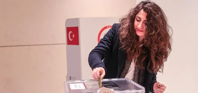 Son dakika: Cumhurbaşkanlığı seçimlerinde 2. tur! Yurt dışı temsilciliklerinde oy verme işlemi başladı