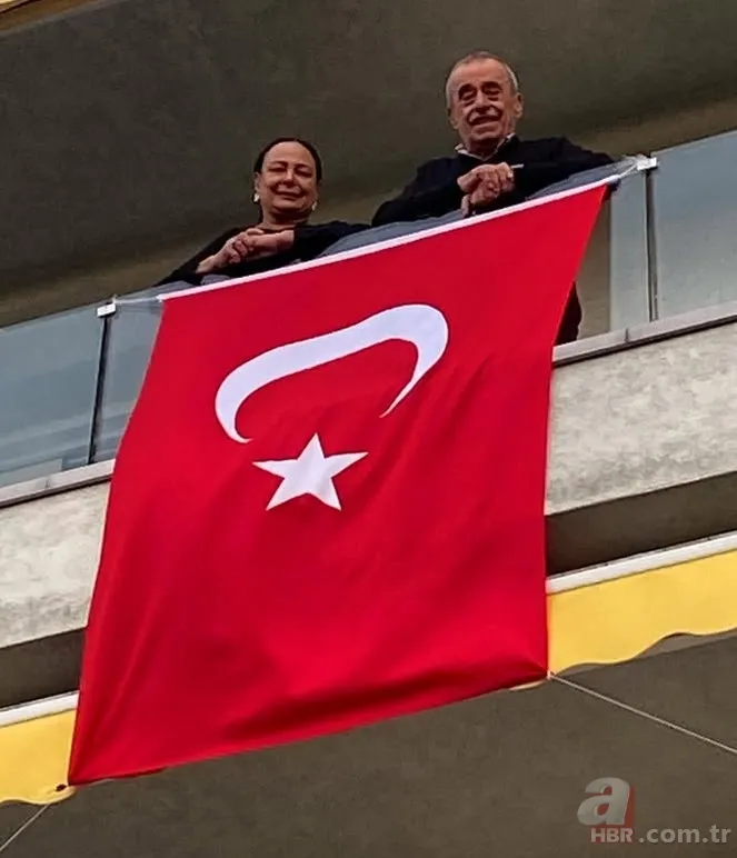 54 yıllık eşi Süt Kardeşler'in Afife'siymiş! 82 yaşındaki Şevket Altuğ bakın kiminle evli... 8