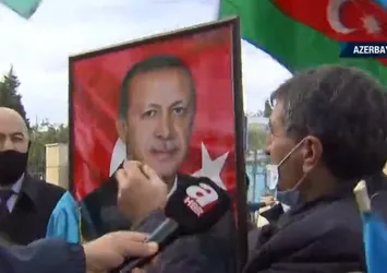 Azerbaycan'da Başkan Erdoğan'a sevgi seli
