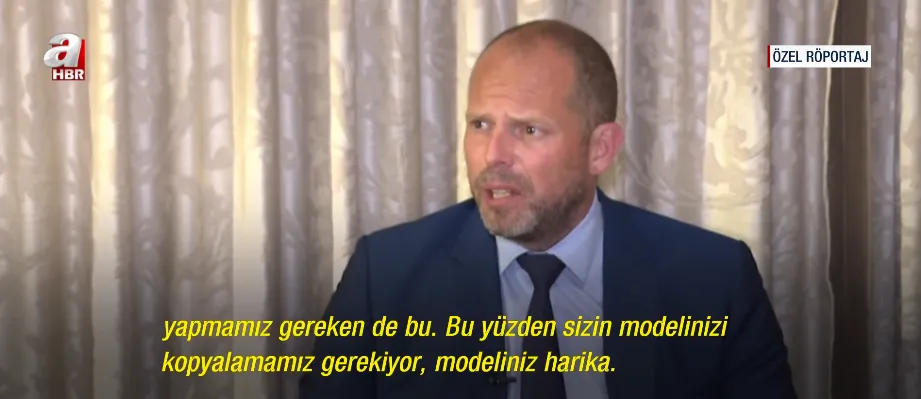 belcika-savunma-bakani-francken-a-habere-konustu-turk-savunma-sanayii-bizim-icin-rol-modeldir-1778570193595.png Francken, Türkiye’nin savunma sanayiindeki başarısını “rol model” sözleriyle övdü