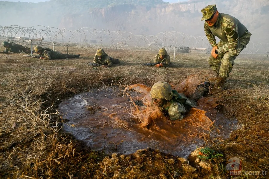 Karada ve suda düşmanın korkulu rüyası! İşte TSK'nın gözbebeği amfibi piyadeler 15