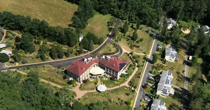 fetonun-ciftligi-sessizlige-burundu-pensilvanyada-mezarlik-detayi-fetode-neler-oluyor-kacti-mi-kacirildi-mi-tu-1717442239577.jpg FETÖ'nün çiftliği sessizliğe büründü! Pensilvanya'da mezarlık detayı | Kaçtı mı, kaçırıldı mı? FETÖ sonrası CIA'in korkunç planı ne? Tüm detaylar A Haber'de