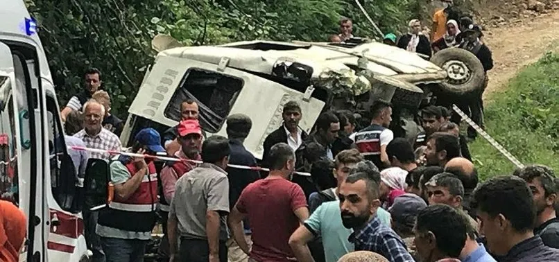 Giresun Espiye De Feci Kaza Olu Ve Yaralilar Var Giresun Haberleri