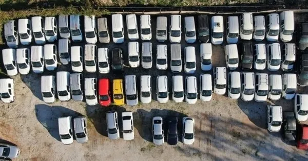 1675316246616.jpg İstanbul’da yediemin otoparkında skandal! Araçlarını almaya gidince şoke oldular - 8