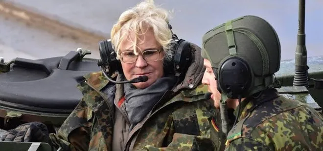 Son dakika: Almanya Savunma Bakanı Christine Lambrecht istifa etti