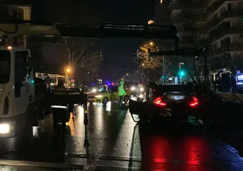 İstanbul'da feci kaza! Otomobil takla attı: 1 yaralı