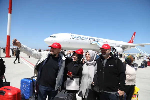 Başkan Erdoğan Rize-Artvin Havalimanı'nı uçağın kokpitinden inceledi - 6