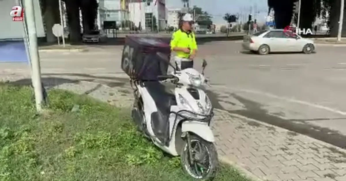 Samsun'da motosiklet kaldırıma çarptı