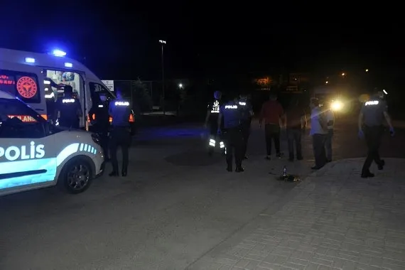 Karaman'da 'eski sevgili' kavgasında 4 kişi bıçaklandı - 1
