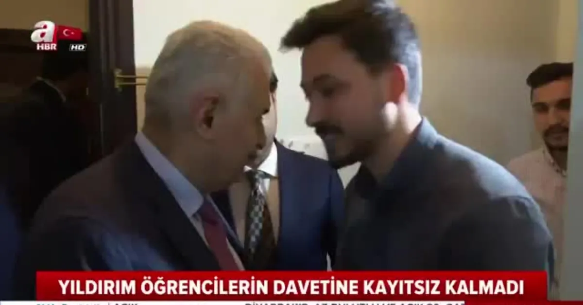 Binali Yıldırım öğrenci evine konuk oldu