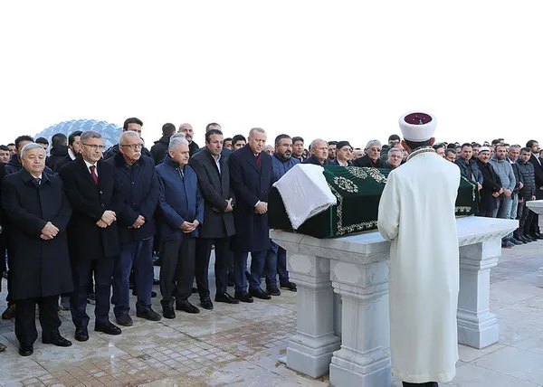 Başkan Erdoğan, Azize Acar'ın cenaze törenine katıldı - 1