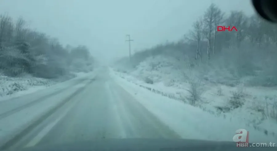 İstanbul'un Silivri ve Çatalca ilçelerinde kar yağışı etkili oluyor 9