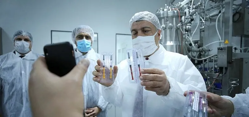 Bakan Koca açıkladı: İlk ben aşı olacağım