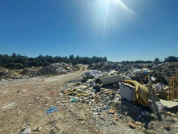 1667913376297.jpg İzmir Çevre Durum Raporu kirliliği gözler önüne serdi! Atık bertarafında uygun alan kalmadı - 6