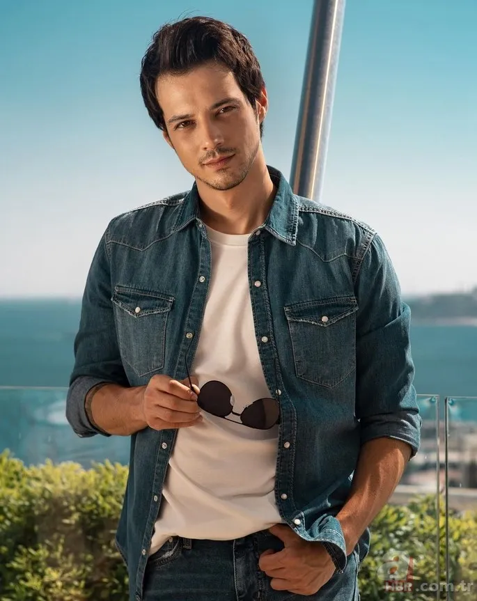 Mert Yazıcıoğlu'nun eski sevgilisi bakın kim çıktı! Yalı Çapkını dizisinde başrolmüş... 5