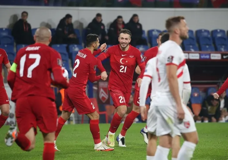 Karadağ - Türkiye maçı öncesi Radulovic’ten olay açıklama! Tarafını seçti