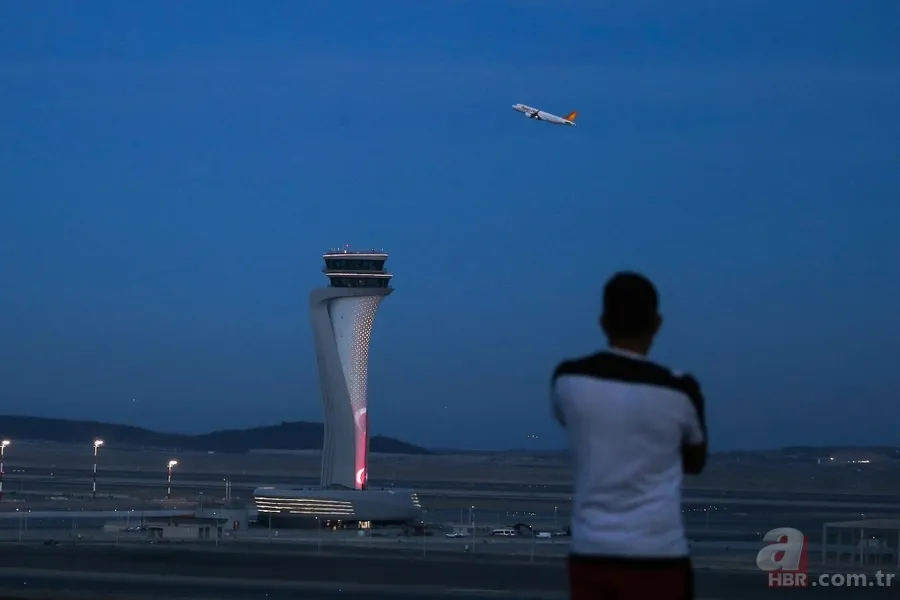 İstanbul Havalimanı'na toplu ulaşım seferleri başladı 9