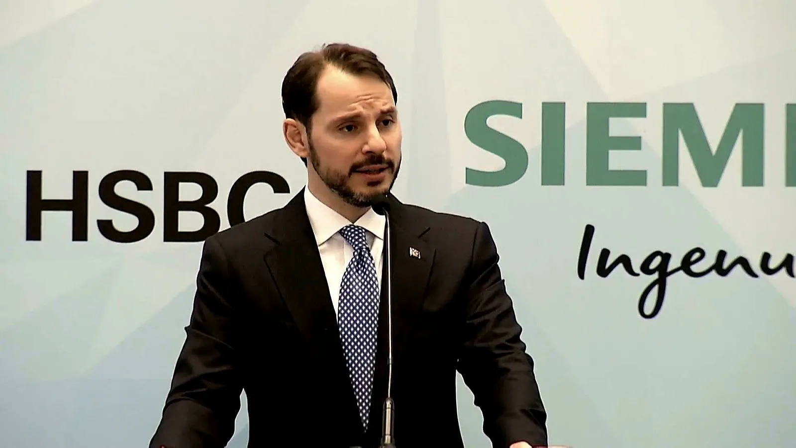 Bakan Berat Albayrak: Türkiye'nin uluslararası risk priminde önemli bir düşüş gördük