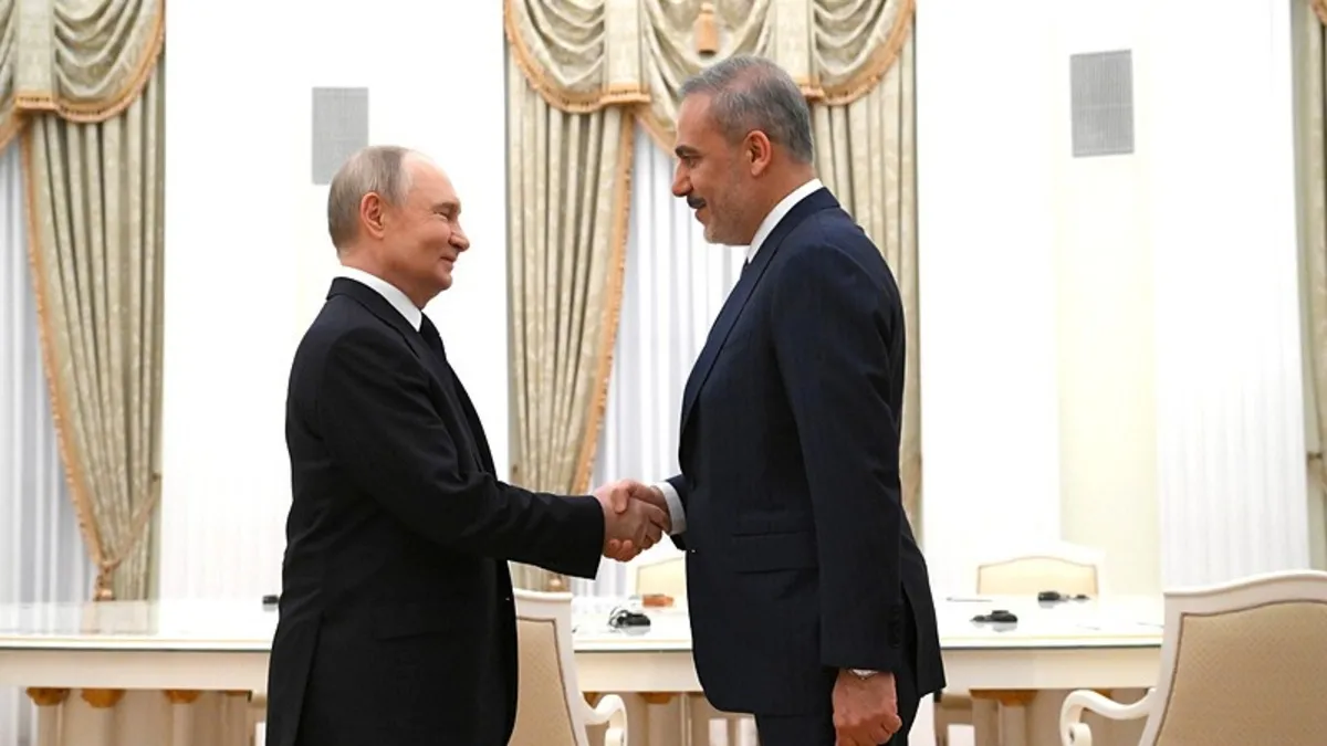 Bakan Fidan'dan Rusya'ya kritik ziyaret: Putin ile bir araya geldi