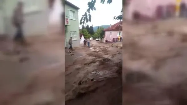 SON DAKİKA | Manisa Saruhanlı'da korkunç görüntü | Sağanak yağış sonrası su baskınları yaşandı - 4