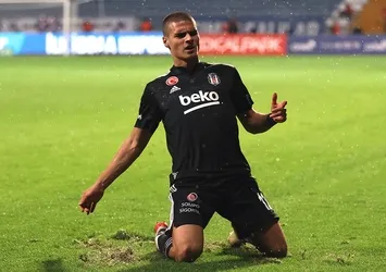 Galatasaray ve Trabzonspor Can Bozdoğan'ın peşinde! Beşiktaş ile Schalke anlaşabilecek mi?