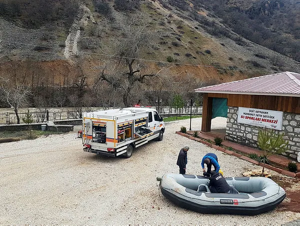 Son dakika: Tunceli'de JAK timinin botu devrildi! 1 asker akıntıyla kayboldu - 2
