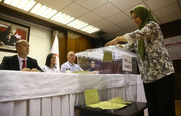 1613968259374.jpg Yeni seçim barajı belirlendi! Terör destekçi parti hazineden yardım alamayacak - 6