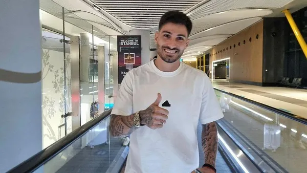 trabzonspor-yeni-transferi-resmen-duyurdu-taxiarchis-fountasla-21-yillik-imza-1692264696255.jpeg Trabzonspor yeni transferi resmen duyurdu! Taxiarchis Fountas'la 2+1 yıllık imza - 1