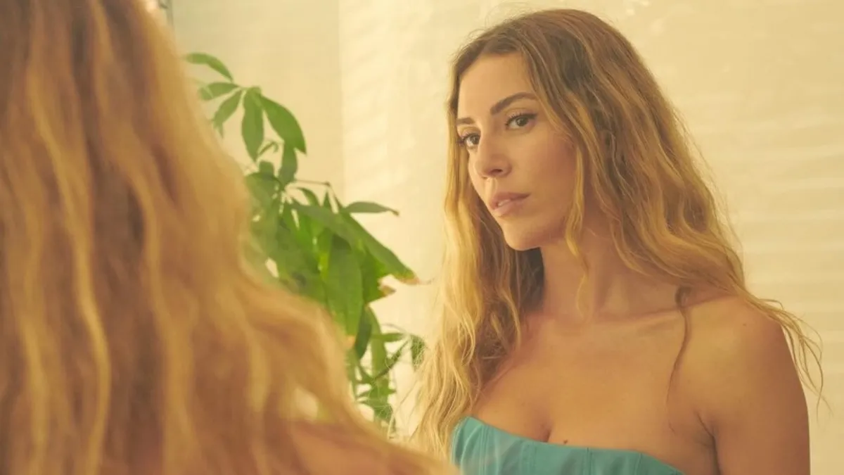 Kenan İmirzalıoğlu'nun biricik eşi Sinem Kobal galerisini gezdirdi! 'Güzellik abidesi'