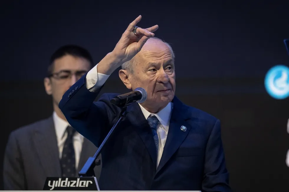 mhp-lideri-bahceliden-19-mayista-genclere-terorsuz-turkiye-mesaji-kardeslik-baglariniz-saglam-olsun-1779198531204.jpeg MHP lideri Bahçeli'den 19 Mayıs'ta gençlere Terörsüz Türkiye mesajı: Kardeşlik bağlarınız sağlam olsun - 3