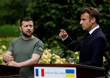 Macron duyurdu! Fransa Ukrayna'ya tank gönderecek