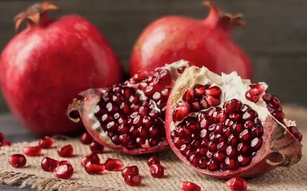 Hepimiz kavuğunu çöpe atıyoruz! En çok karşılaşılan hastalıkları bir bir yok ediyor! 5 Dakika sıcak suda demlemeniz yeterli…