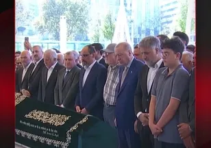 BAŞKAN ERDOĞAN CENAZEDE SAF TUTTU