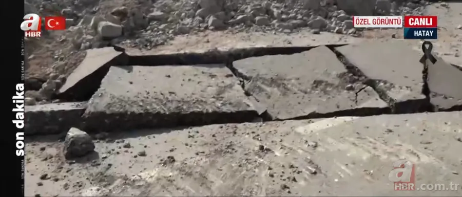 Deprem DEV çukurlara neden oldu! İşte ürküten YIKIM... Yol bu hale geldi 8