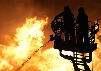 Ankara’da iş yerinde gece yarısı yangın paniği