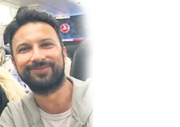 Tarkan’ın yüzüne ne olmuş?