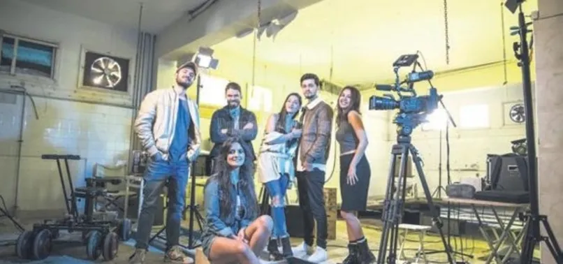 Karantina adasına korku dolu yolculuk