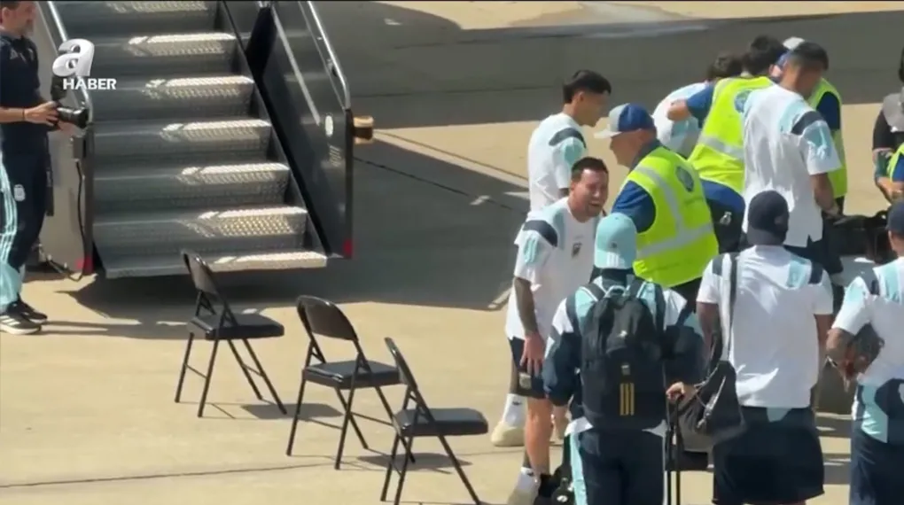 Messi ayakkabısına kadar arandı