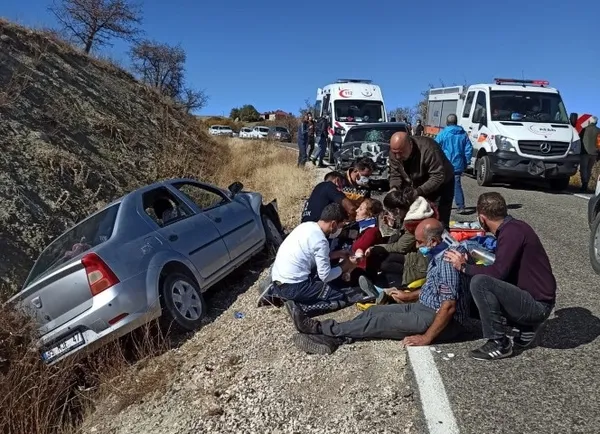 Son dakika: Tunceli'de trafik kazası! Yaralılar var - 4