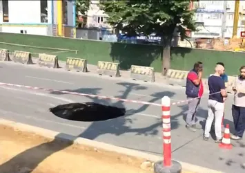 Beşiktaş'ta metro çalışması sırasında çökme