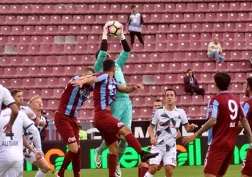 Trabzonspor son dakikada güldü